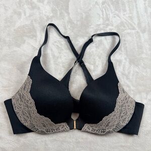 Victoria’s Secret Very Sexy Push Up Bra 32B Front Close Racerback Black Lace